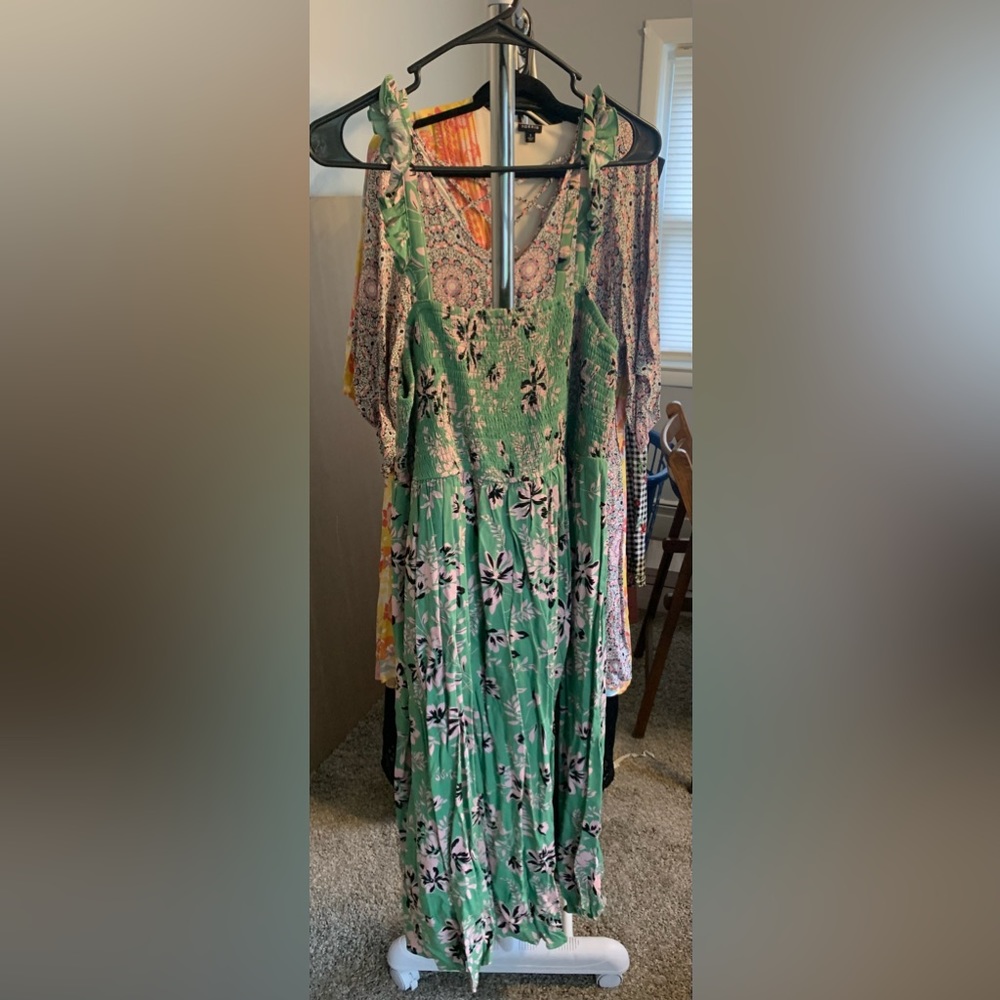 NWT Torrid Smocked Green & Pink Floral Dress